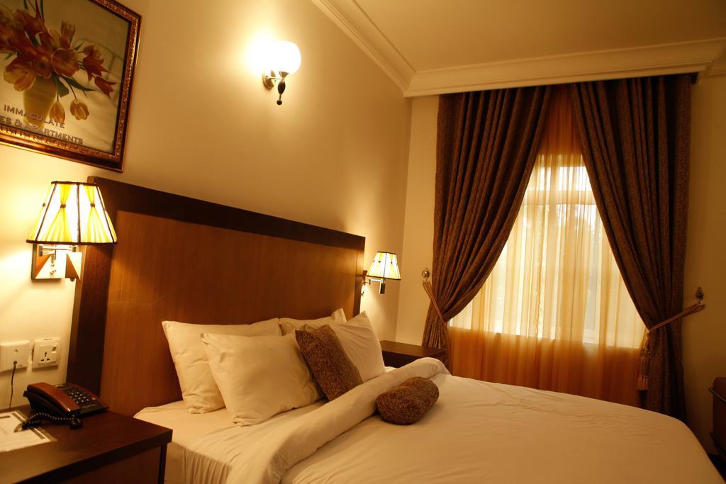 Immaculate Suites And Apartments Mobushipe 部屋 写真